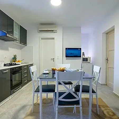 Roko 3* Zadar
